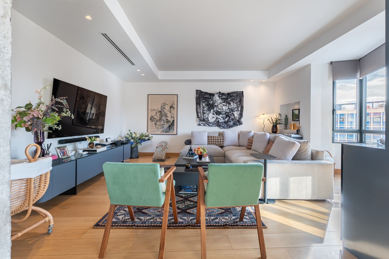 Living room of Attic for sale in  Madrid Capital  with Air Conditioner, Terrace and Storage room