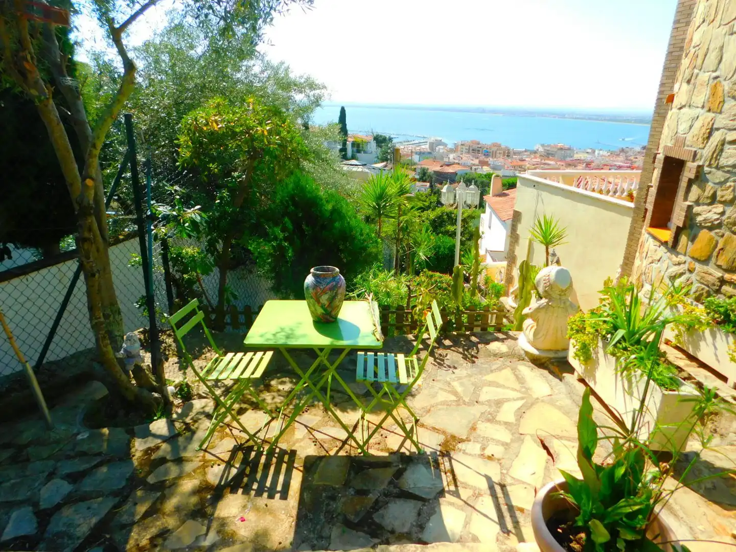 Jardí de Casa o xalet en venda en Roses amb Aire condicionat, Jardí privat i Terrassa