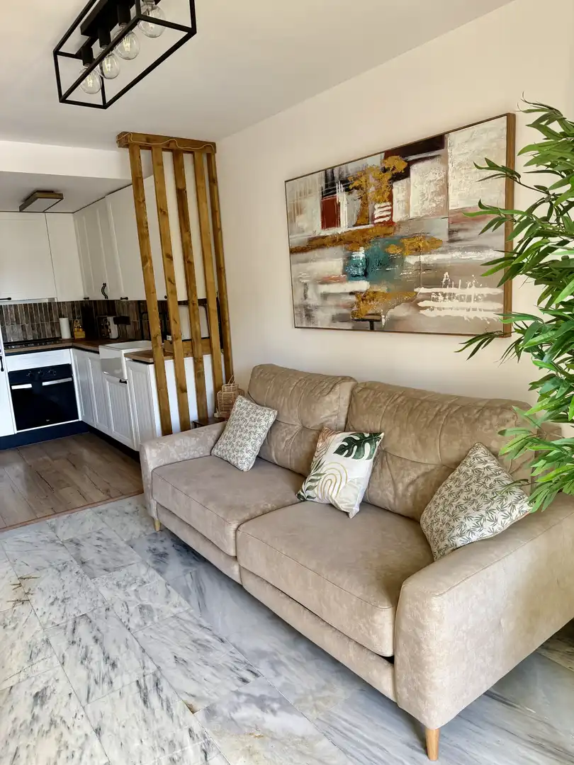 Sala de estar de Dúplex de alquiler en Mijas con Aire acondicionado, Jardín privado y Piscina