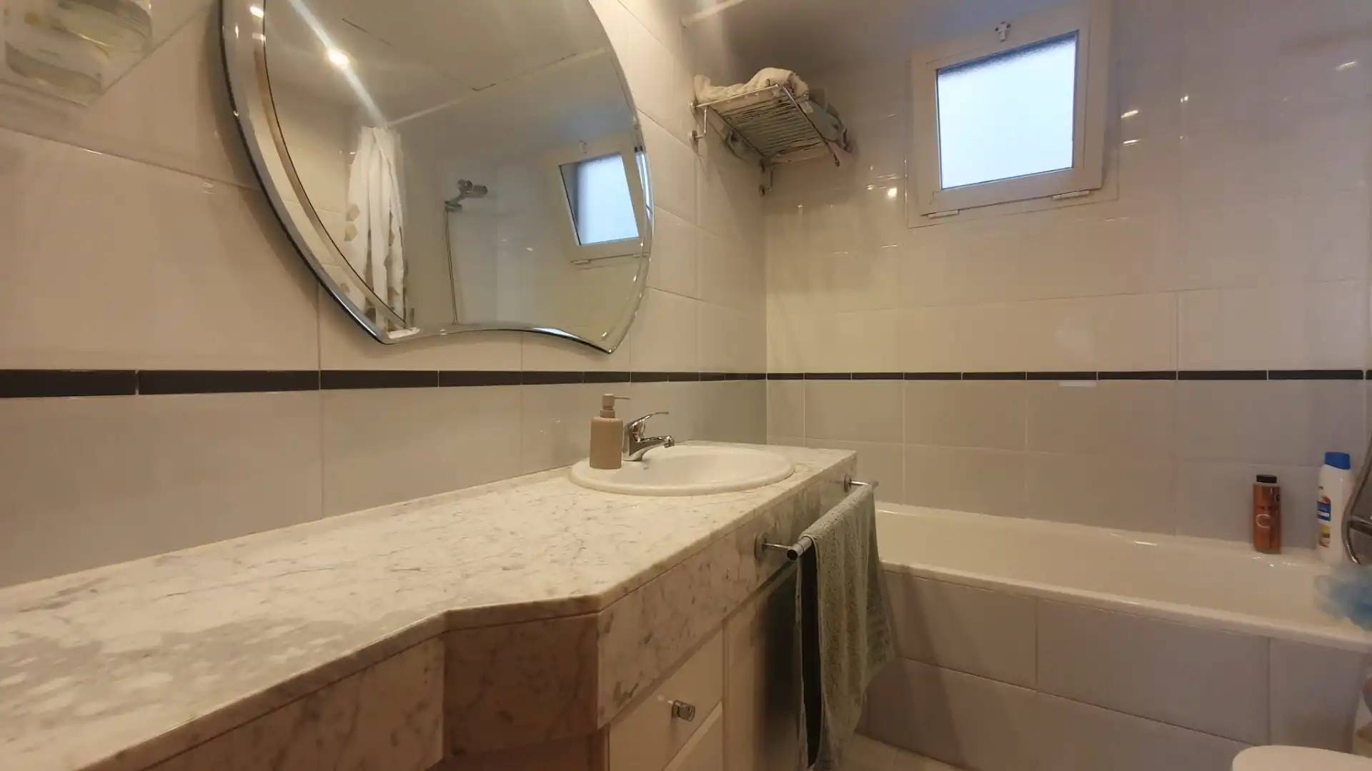 Bany de Pis en venda en Barcelona amb Aire condicionat, Calefacció i Balcó