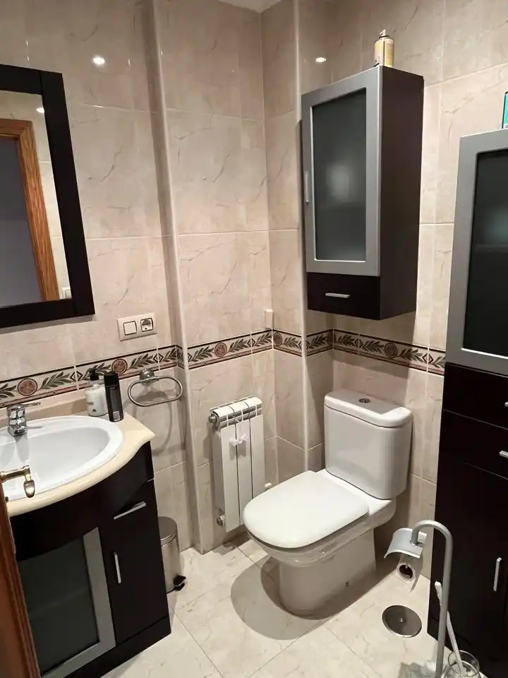 Bathroom of Flat for sale in Cabrerizos, Salamanca