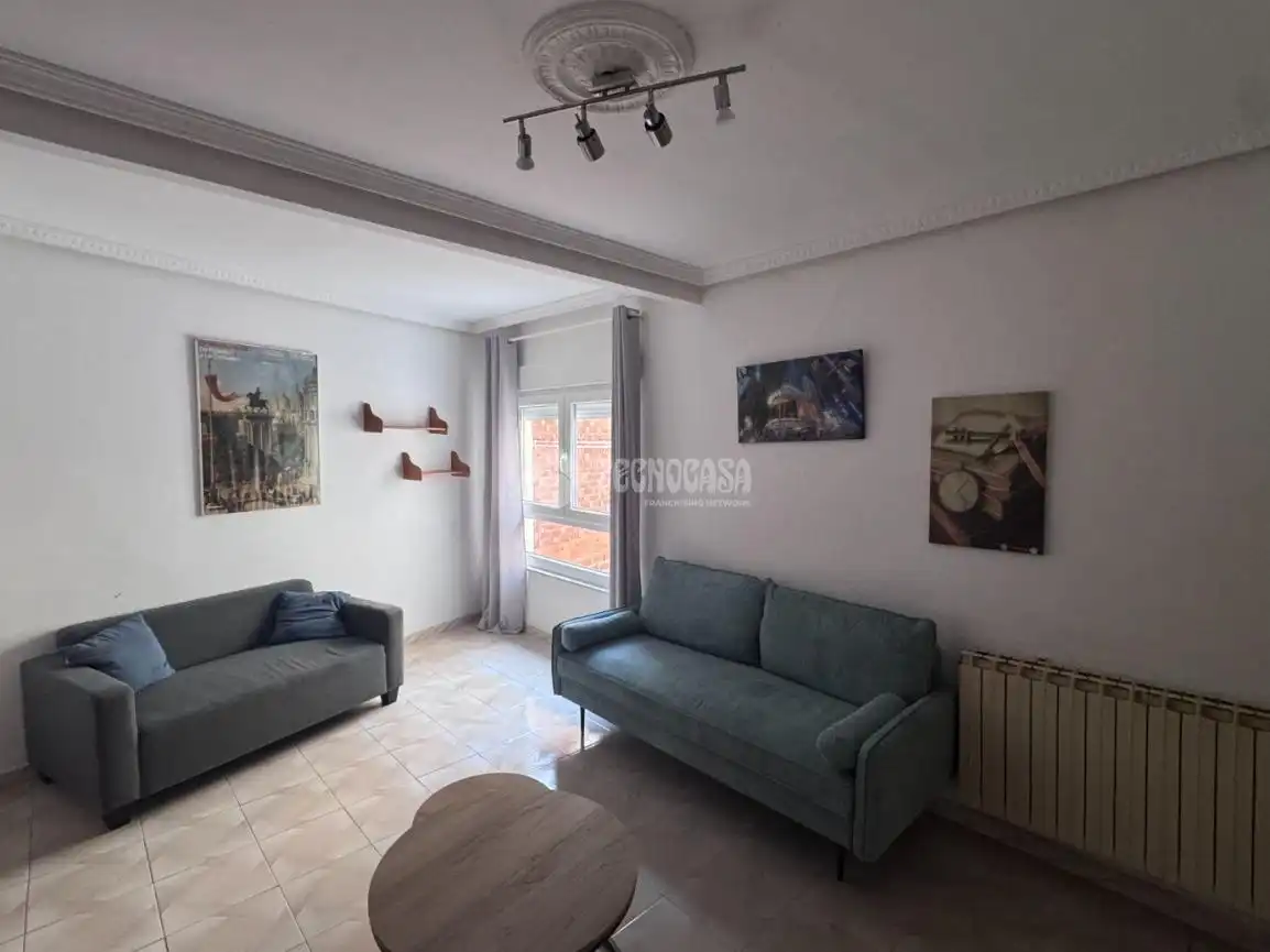 Sala de estar de Piso en venta en León Capital  con Calefacción