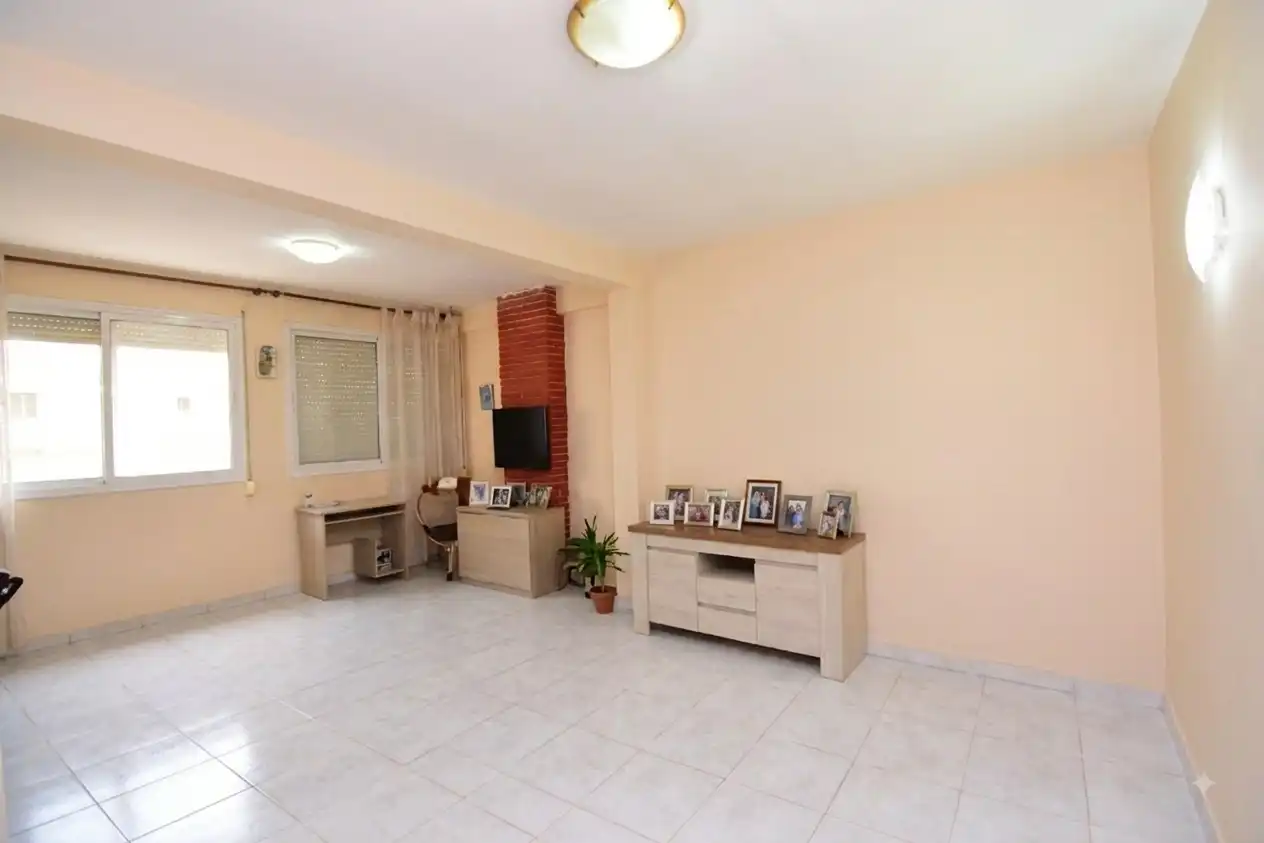 Sala de estar de Casa o chalet en venta en Pineda de Mar con Calefacción, Terraza y Trastero
