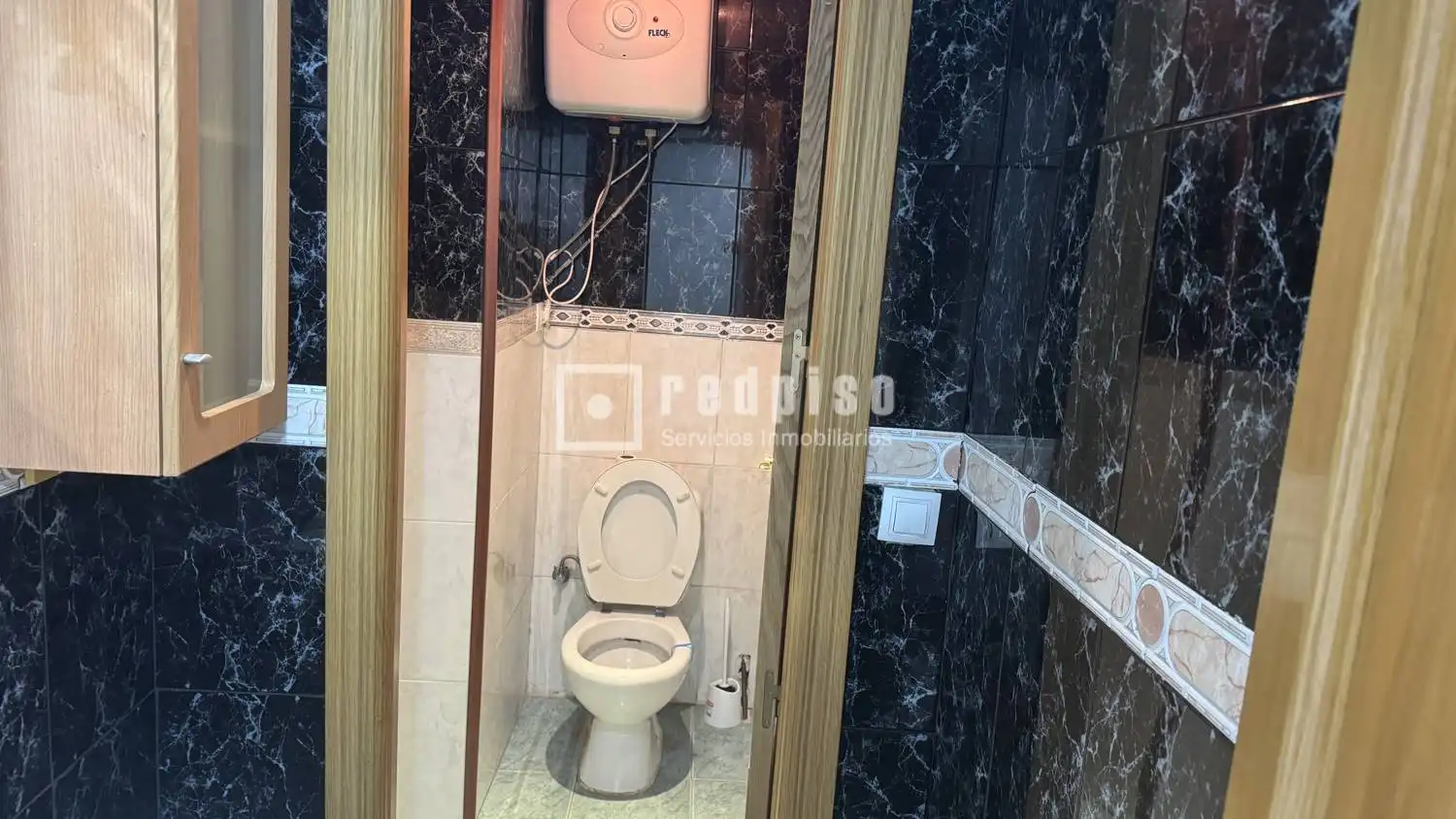 Badezimmer von Geschaftsraum zur Miete in Madrid mit Klimaanlage und Alarm