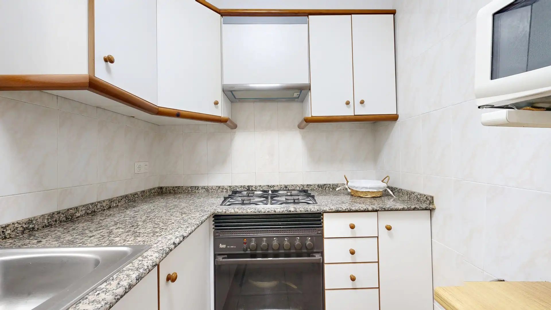Cocina de Piso en venta en Valencia con Calefacción y Balcón