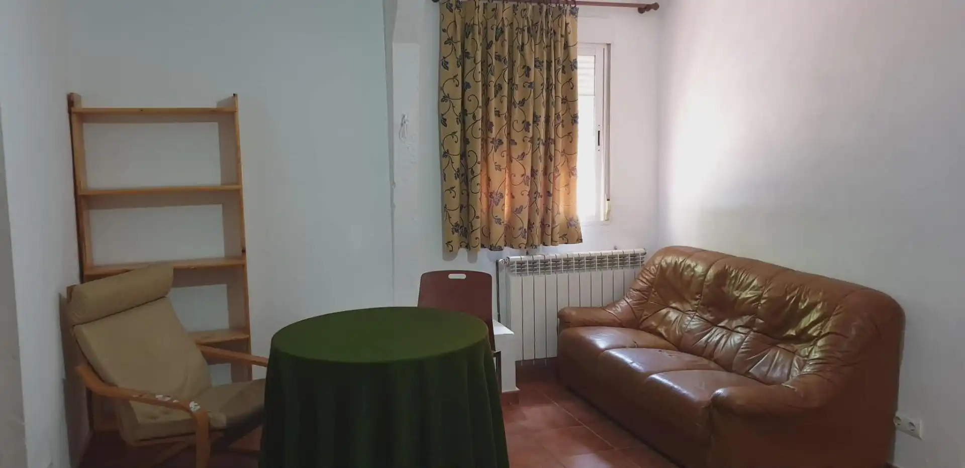 Wohnzimmer von Country house zum Verkauf in Belinchón mit Heizung