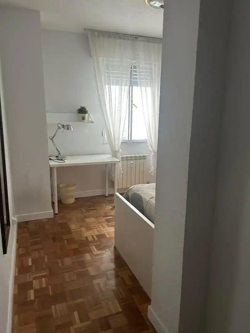 Schlafzimmer von Wohnung zur Miete in Ávila Capital mit Balkon