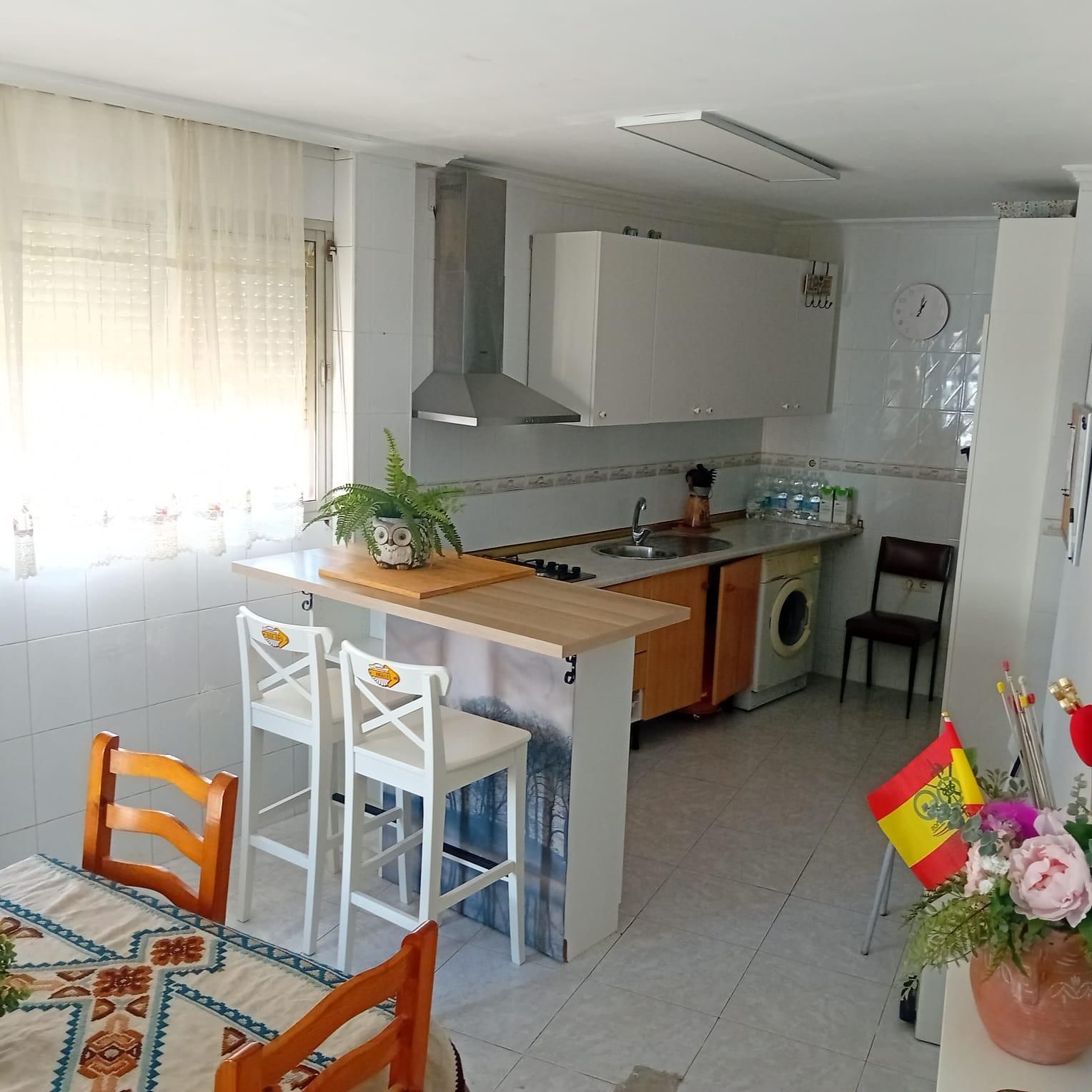 Cuina de Casa o xalet en venda en Algeciras amb Traster