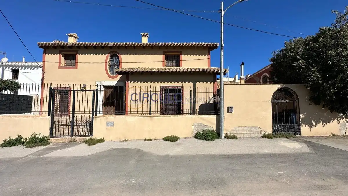 Vista exterior de Casa o chalet en venta en Lorca con Calefacción, Trastero y Amueblado