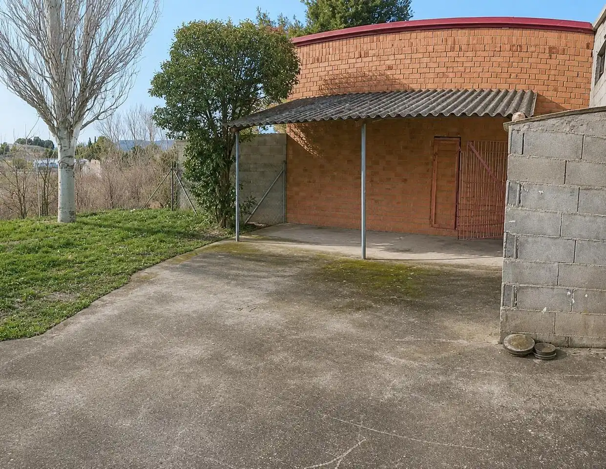 Aparcament de Nau industrial en venda en Calatayud