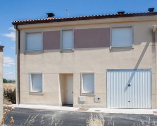 Exterior view of Single-family semi-detached for sale in Machacón