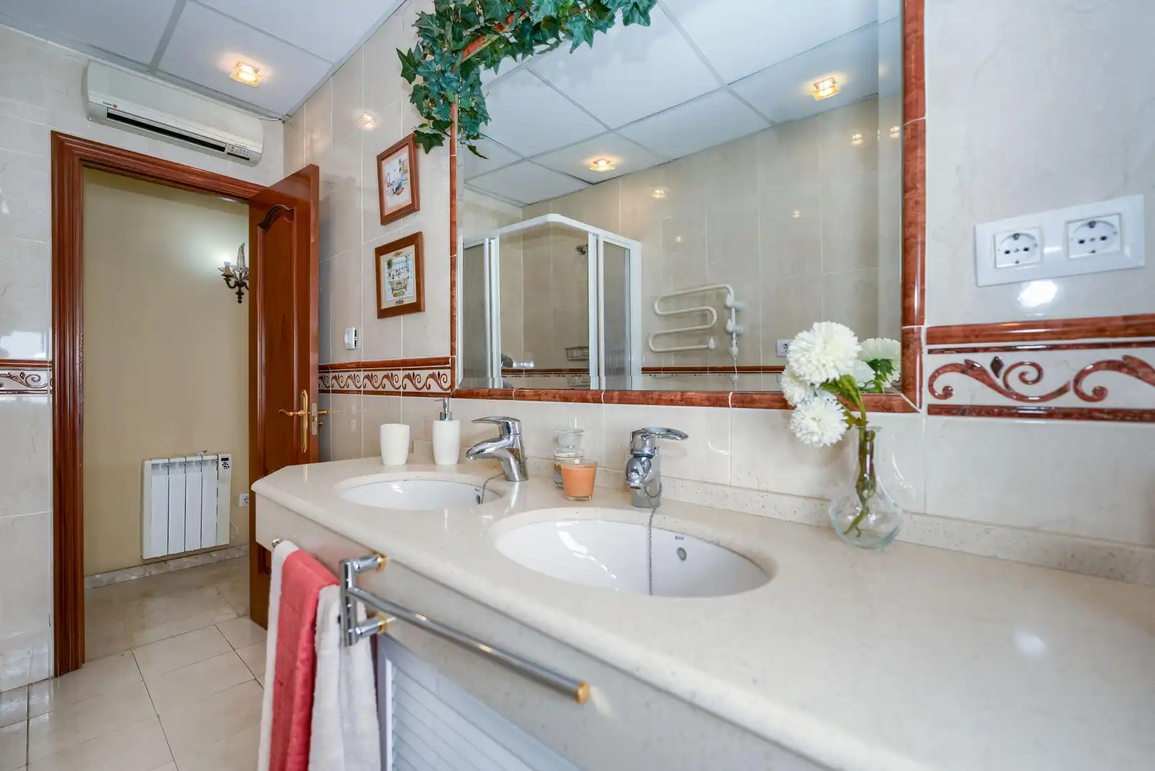 Baño de Apartamento en venta en Sevilla con Alarma