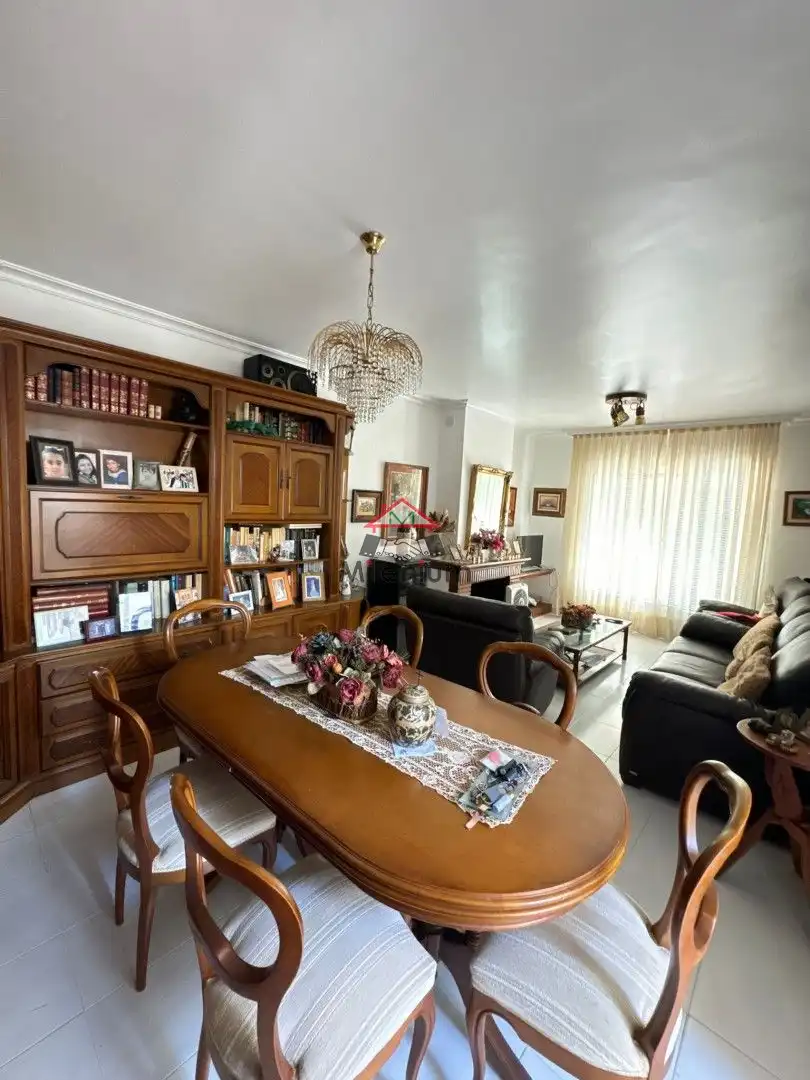 Chalet con terraza en venta en Calle Árbol de la Cigüeña, imagen 8