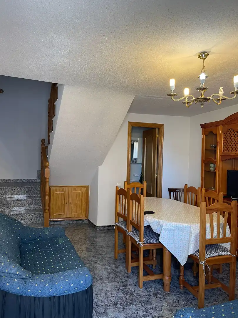 Comedor de Casa o chalet en venta en Valdeobispo con Terraza, Trastero y Amueblado
