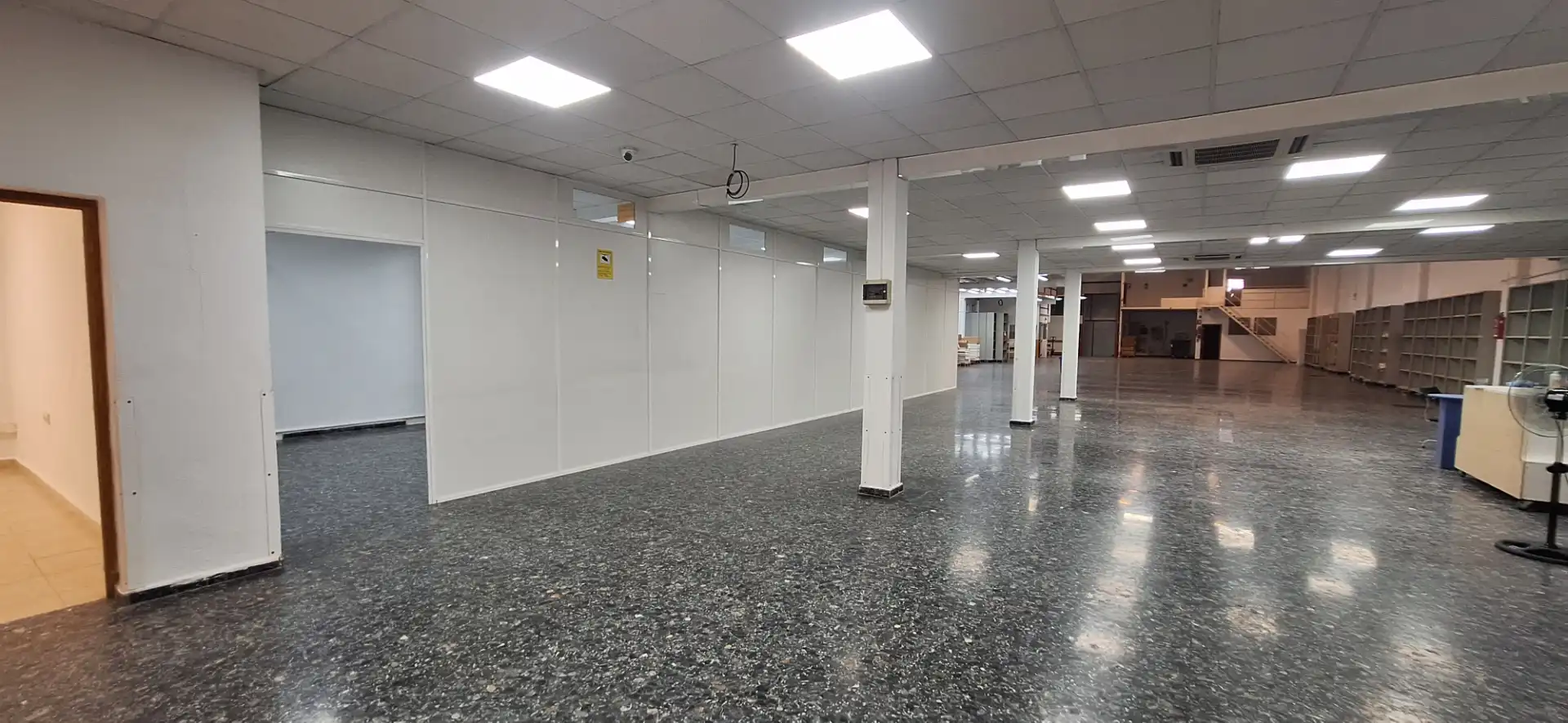Fabrikhallen zur Miete in Picanya