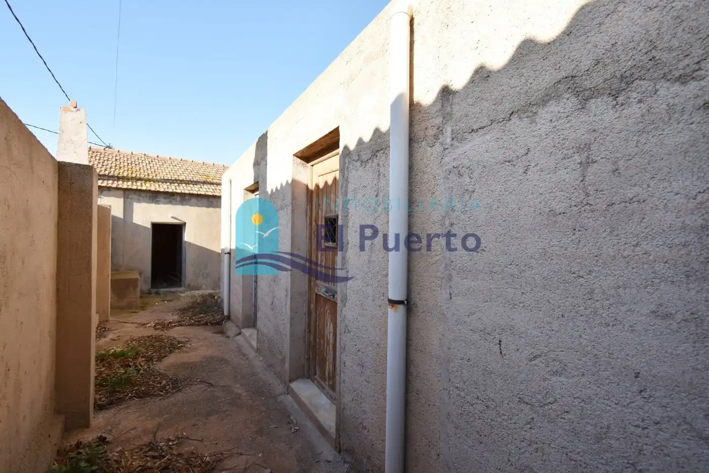 Vista exterior de Casa o chalet en venta en Cartagena con Trastero, Amueblado y Alarma