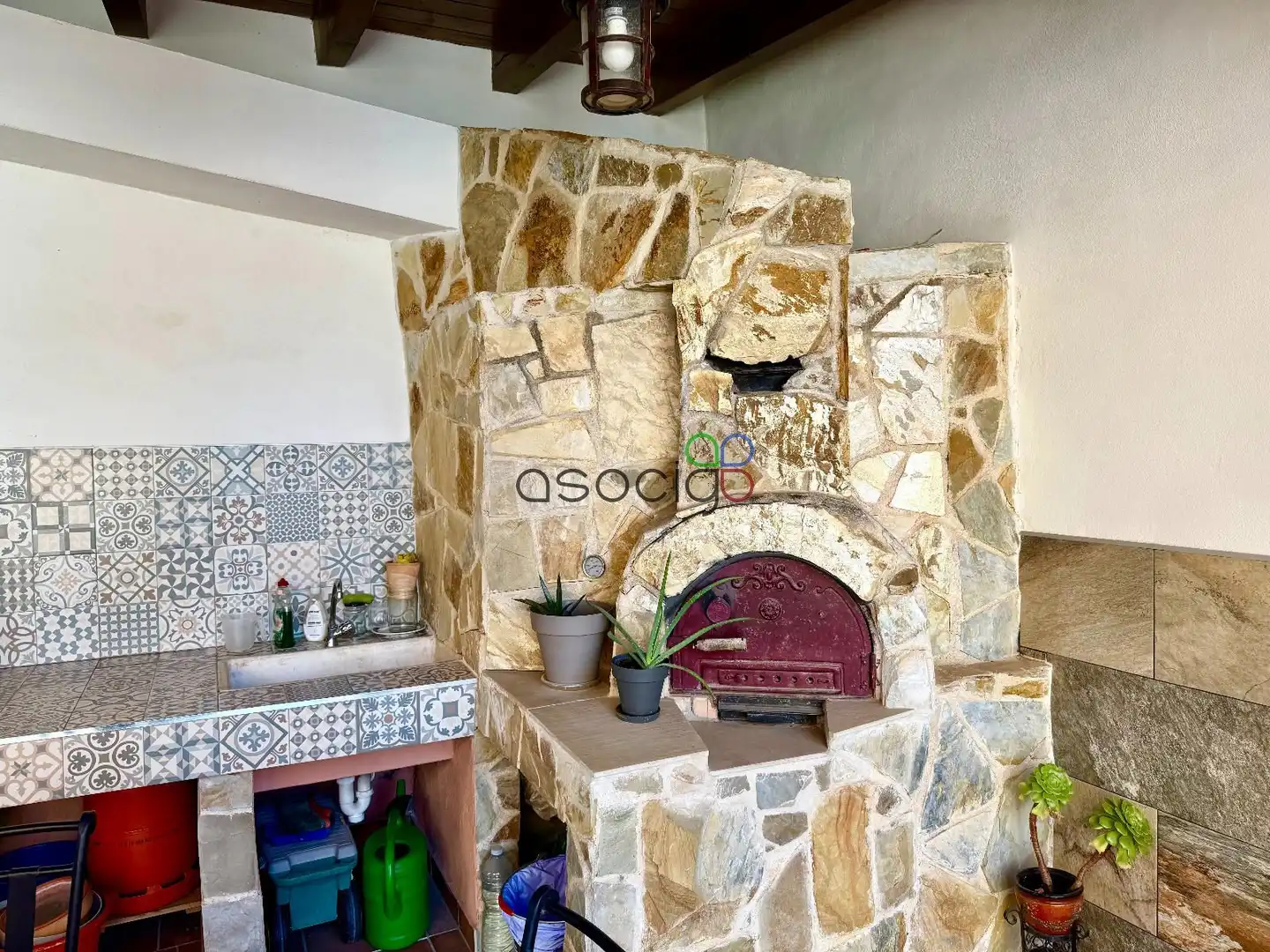 Cocina de Casa adosada en venta en Cabanillas del Campo con Aire acondicionado, Calefacción y Jardín privado