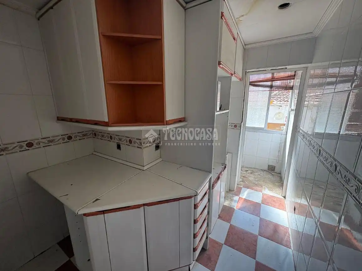 Cocina de Piso en venta en Madrid con Parquet