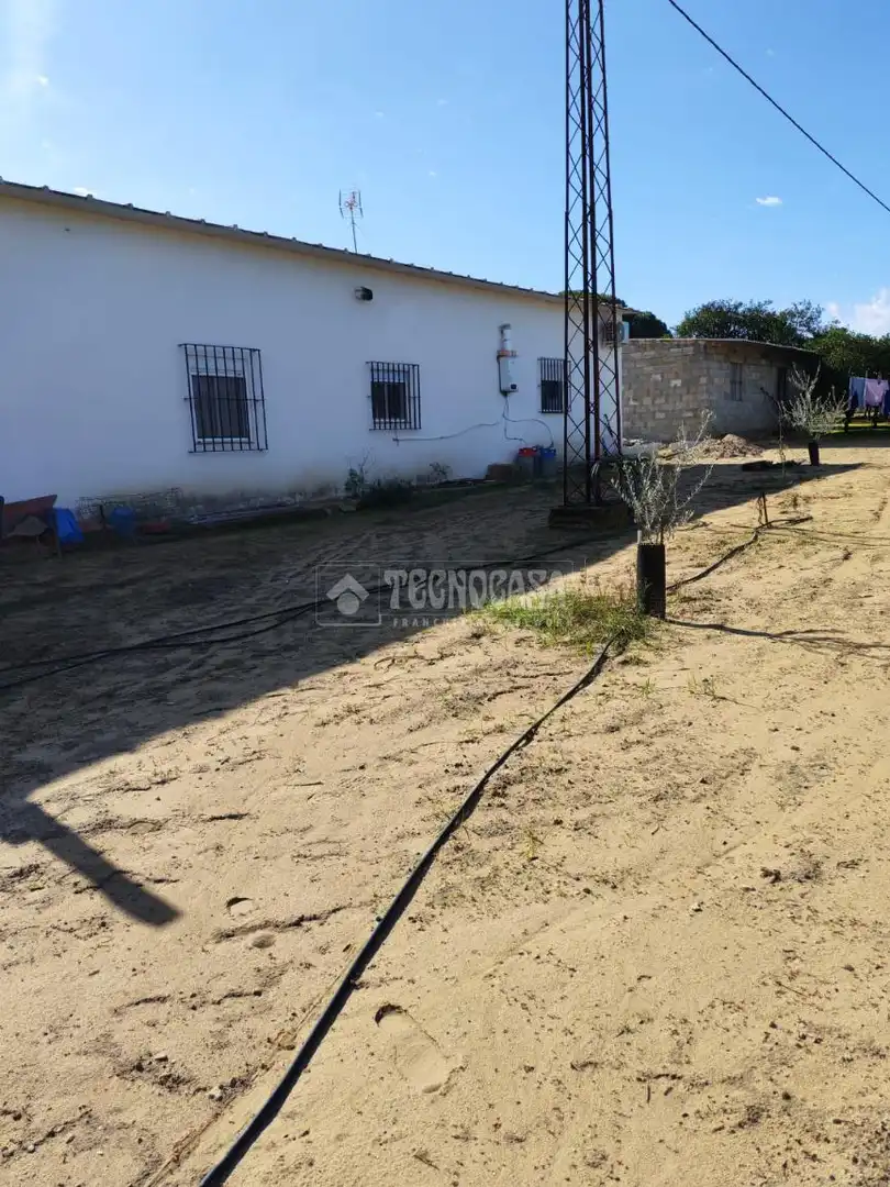 Finca rústica en venta en Marchena con Aire acondicionado