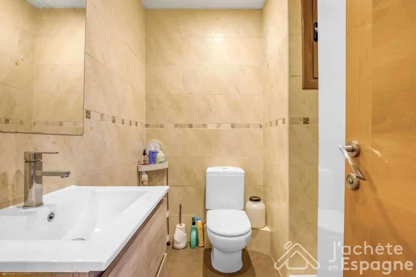 Baño de Apartamento en venta en Gavà con Calefacción y Terraza