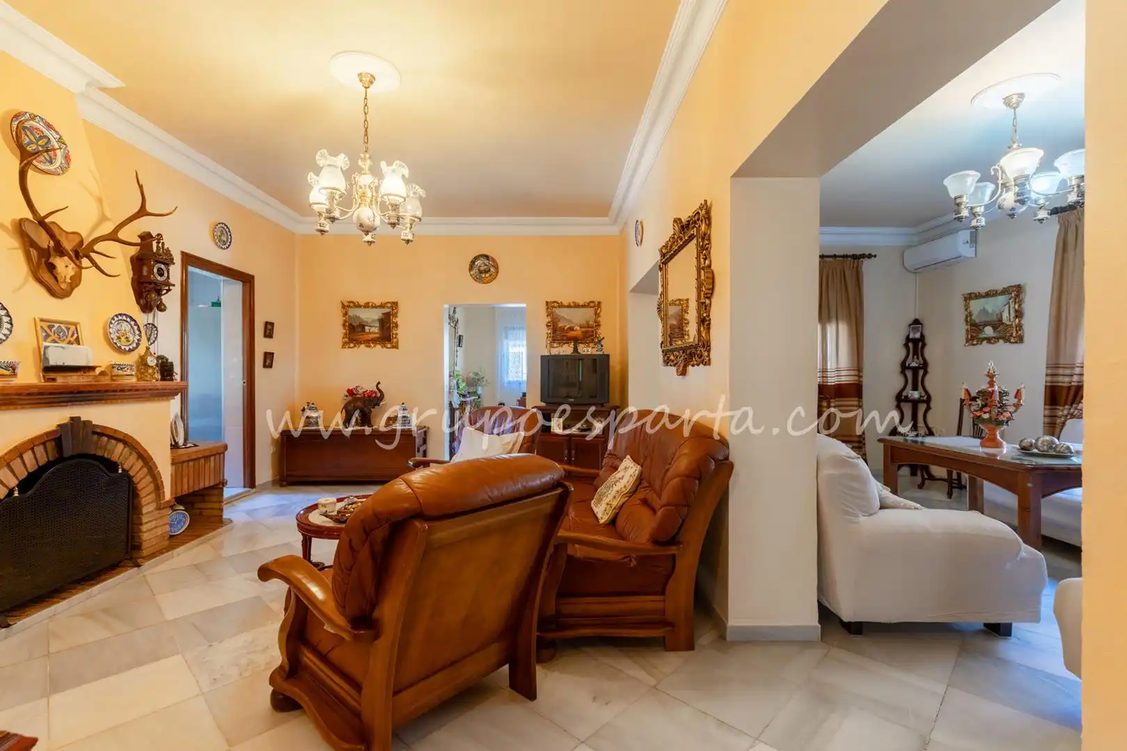 Casa o xalet en venda en Espartinas amb Aire condicionat, Jardí privat i Terrassa