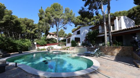 Villa exclusiva con vistas al mar, piscina privada y loft independiente en Roc de Sant Gaietà, image 2