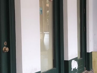 Locale commerciale in affitto a Calle Galiana