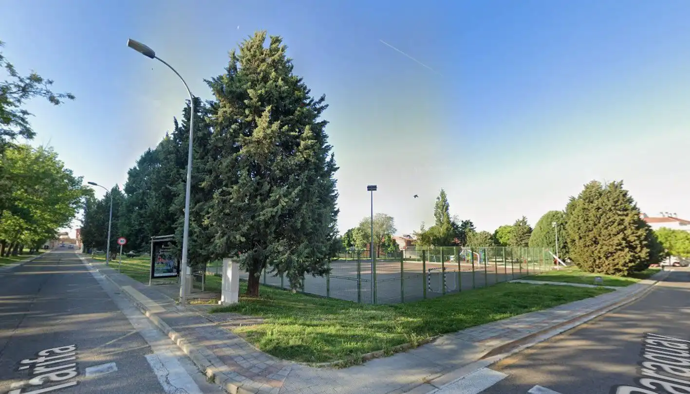 Aparcament de Pis en venda en Palencia amb Calefacció i Traster
