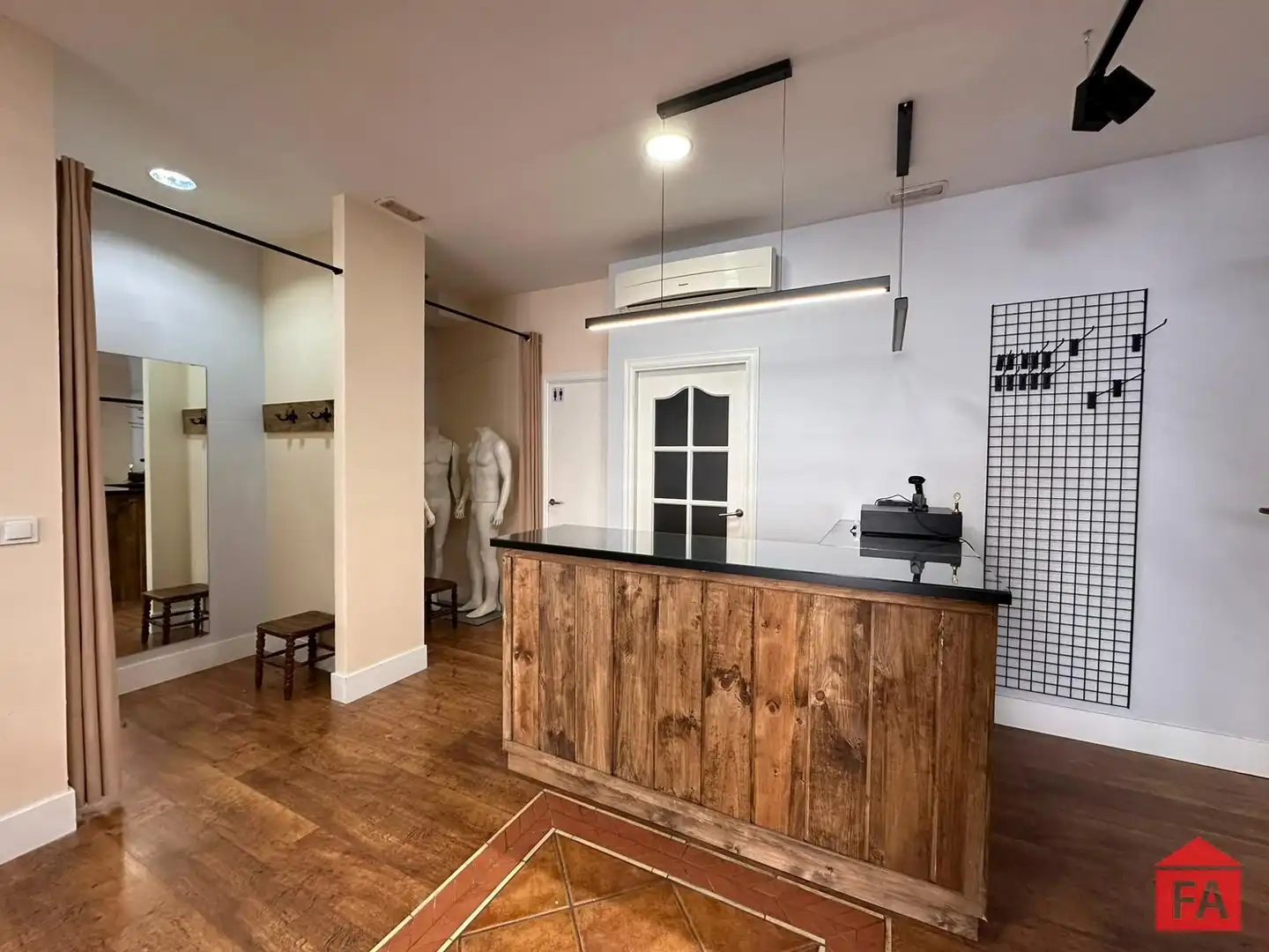 Business premises to rent in Centre, imagen 8