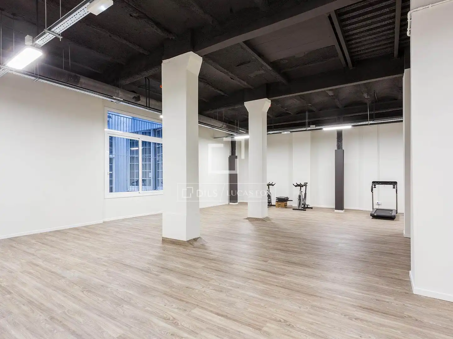 Piso en venta en Barcelona con Aire acondicionado, Terraza y Balcón