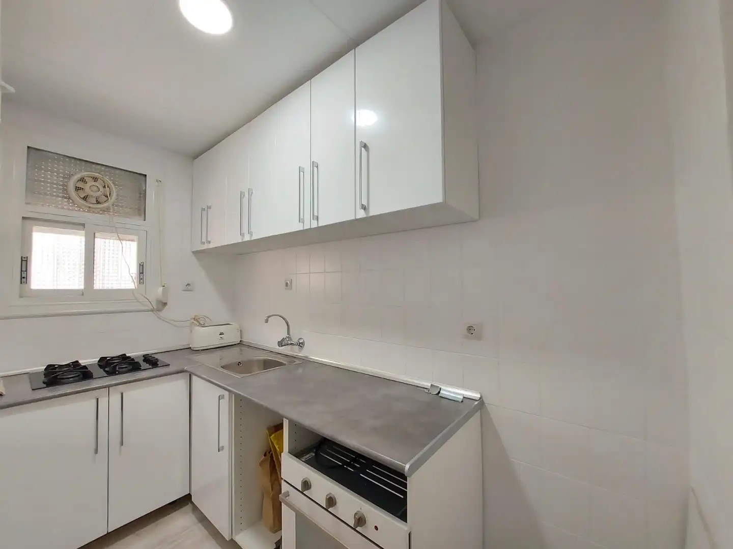 Cocina de Piso en venta en Sabadell con Calefacción, Parquet y Horno