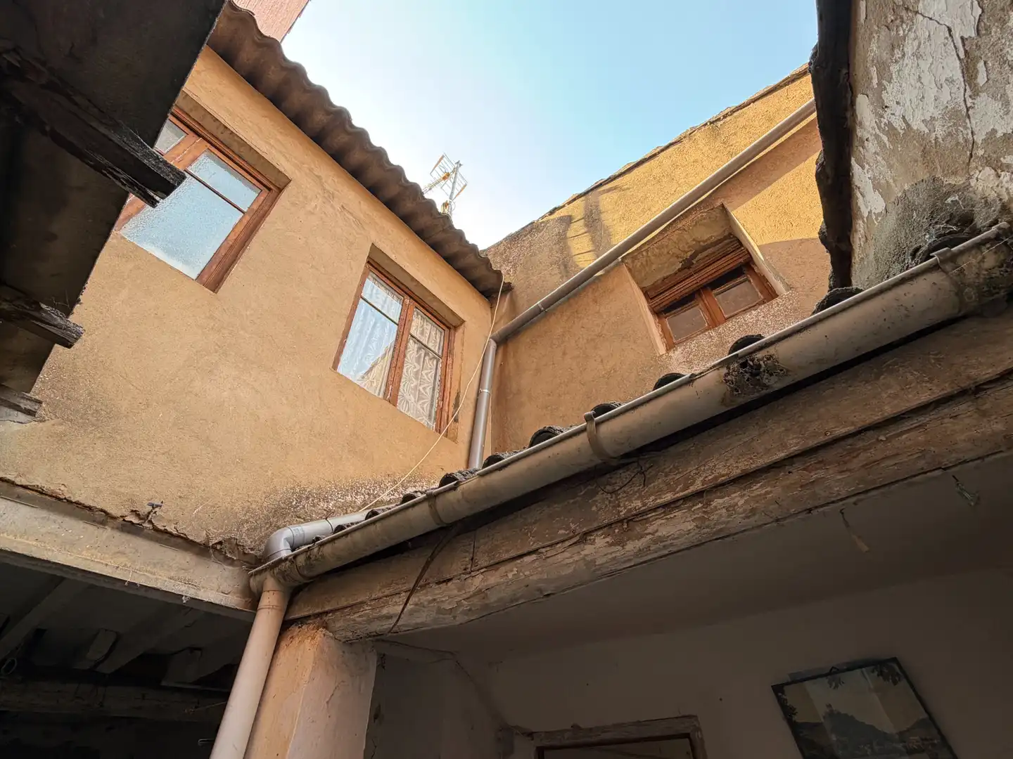 Vista exterior de Casa o chalet en venta en Sahagún con Calefacción, Jardín privado y Amueblado
