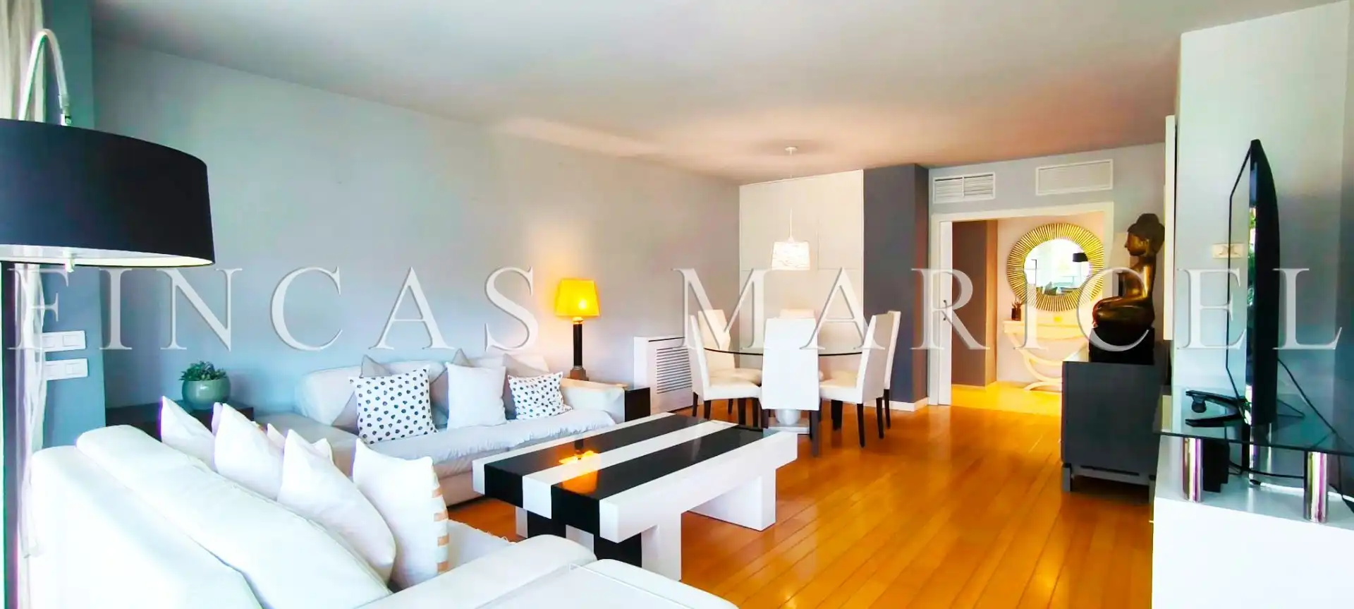 Sala de estar de Piso de alquiler en Sitges con Aire acondicionado, Calefacción y Terraza