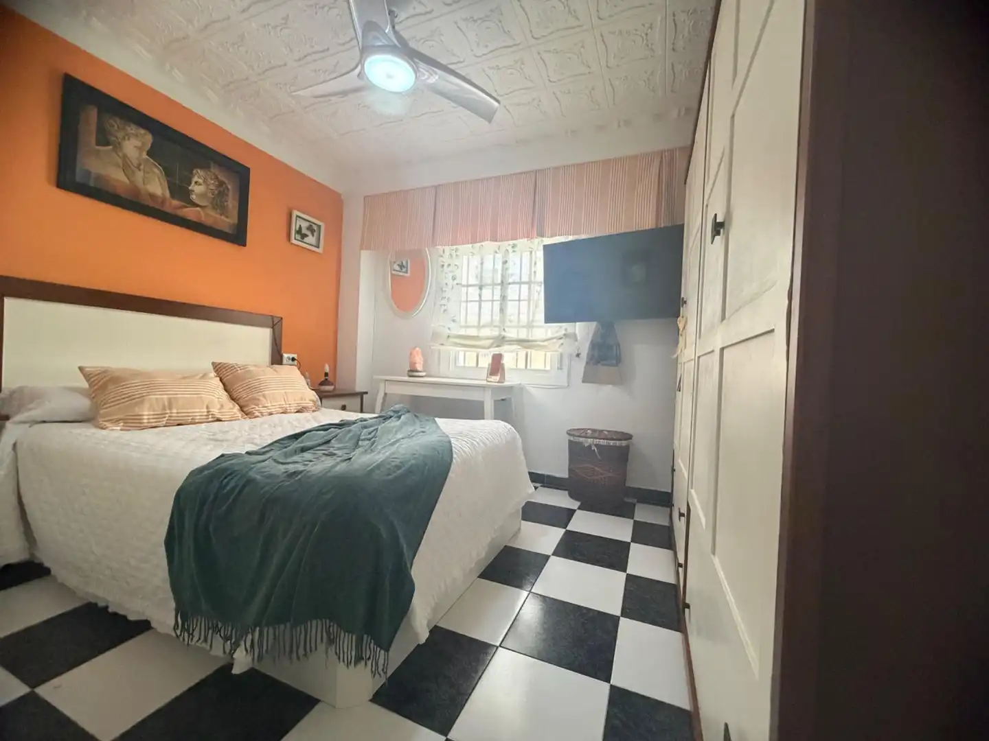 Habitación de Planta baja en venta en Huelva con Amueblado
