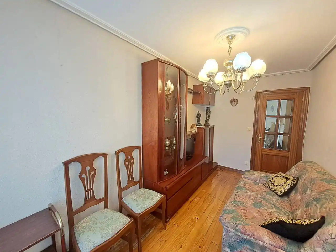 Sala de estar de Piso en venta en Burgos con Calefacción