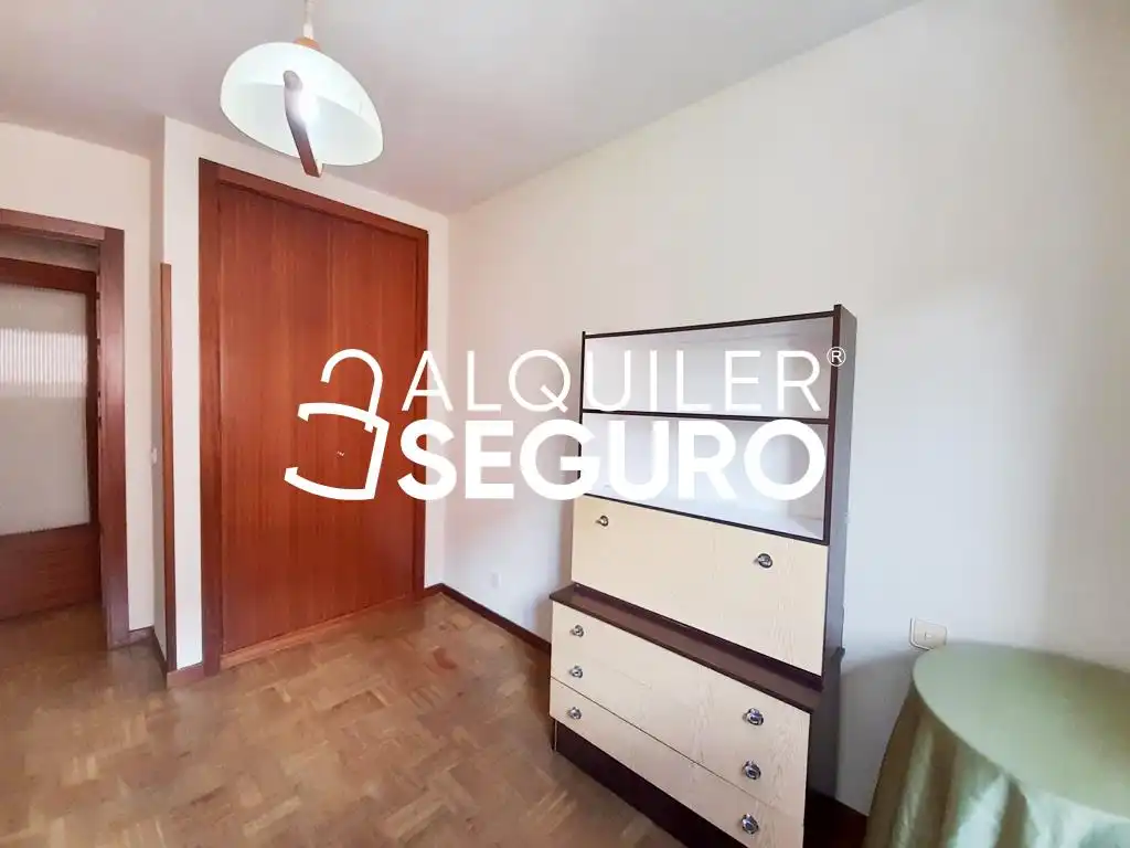 Habitación de Piso de alquiler en Madrid con Calefacción