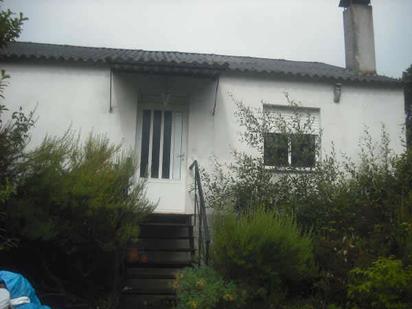 Exterior view of Single-family semi-detached for sale in A Estrada   with Storage room