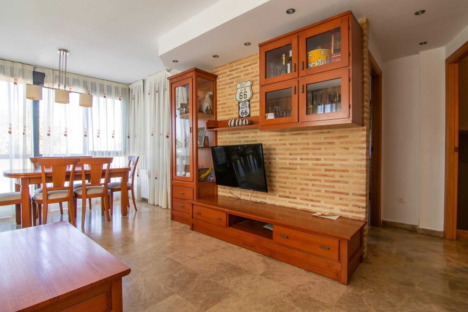 Living room of Single-family semi-detached for sale in Paiporta  with Air Conditioner, Terrace and Storage room