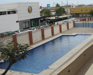 Piscina de Apartament en venda en  Almería Capital amb Aire condicionat, Calefacció i Piscina