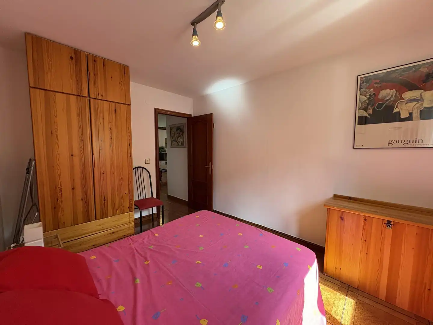 Habitación de Edificio en venta en Aller