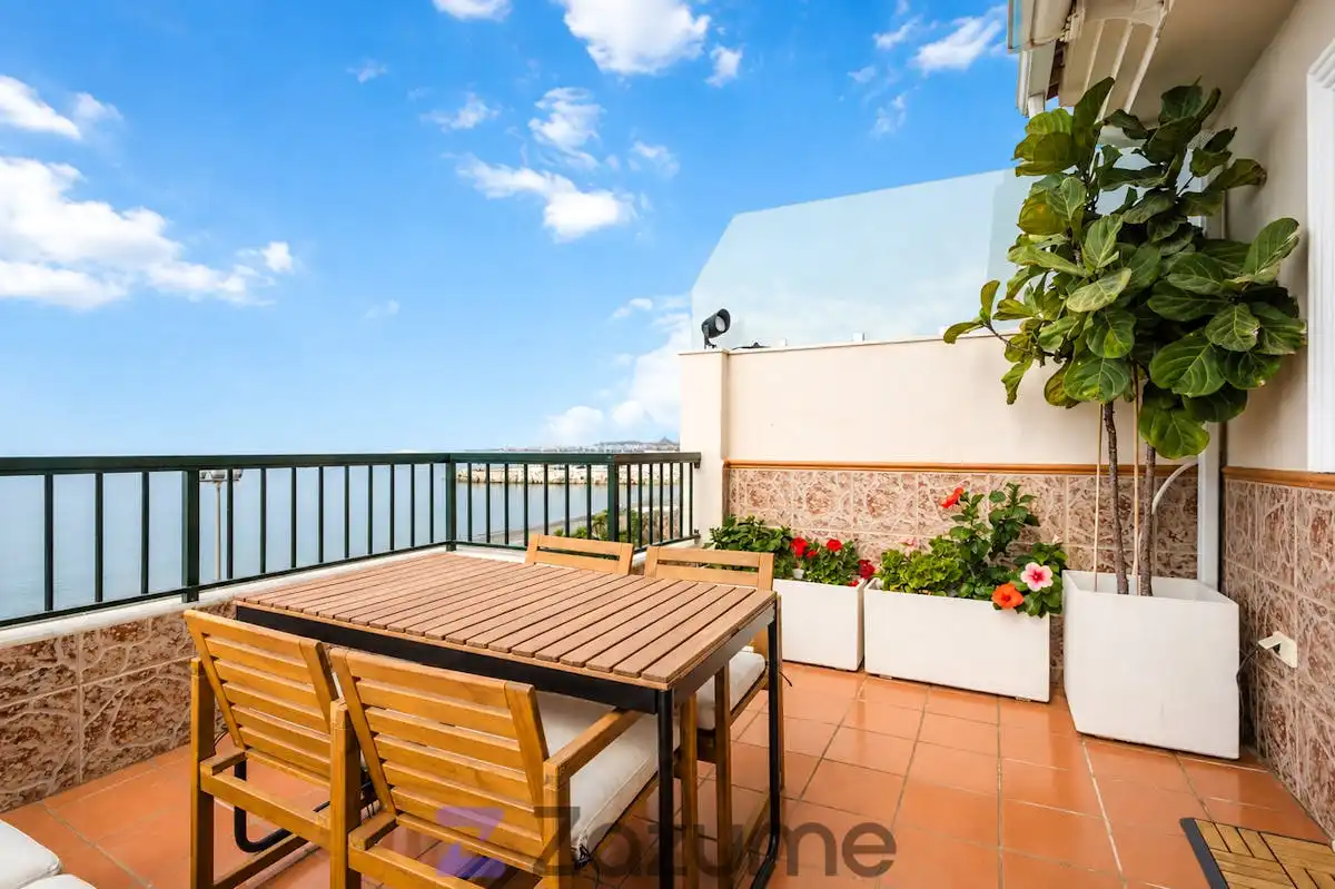 Terraza de Ático de alquiler en Vélez-Málaga con Aire acondicionado, Calefacción y Terraza