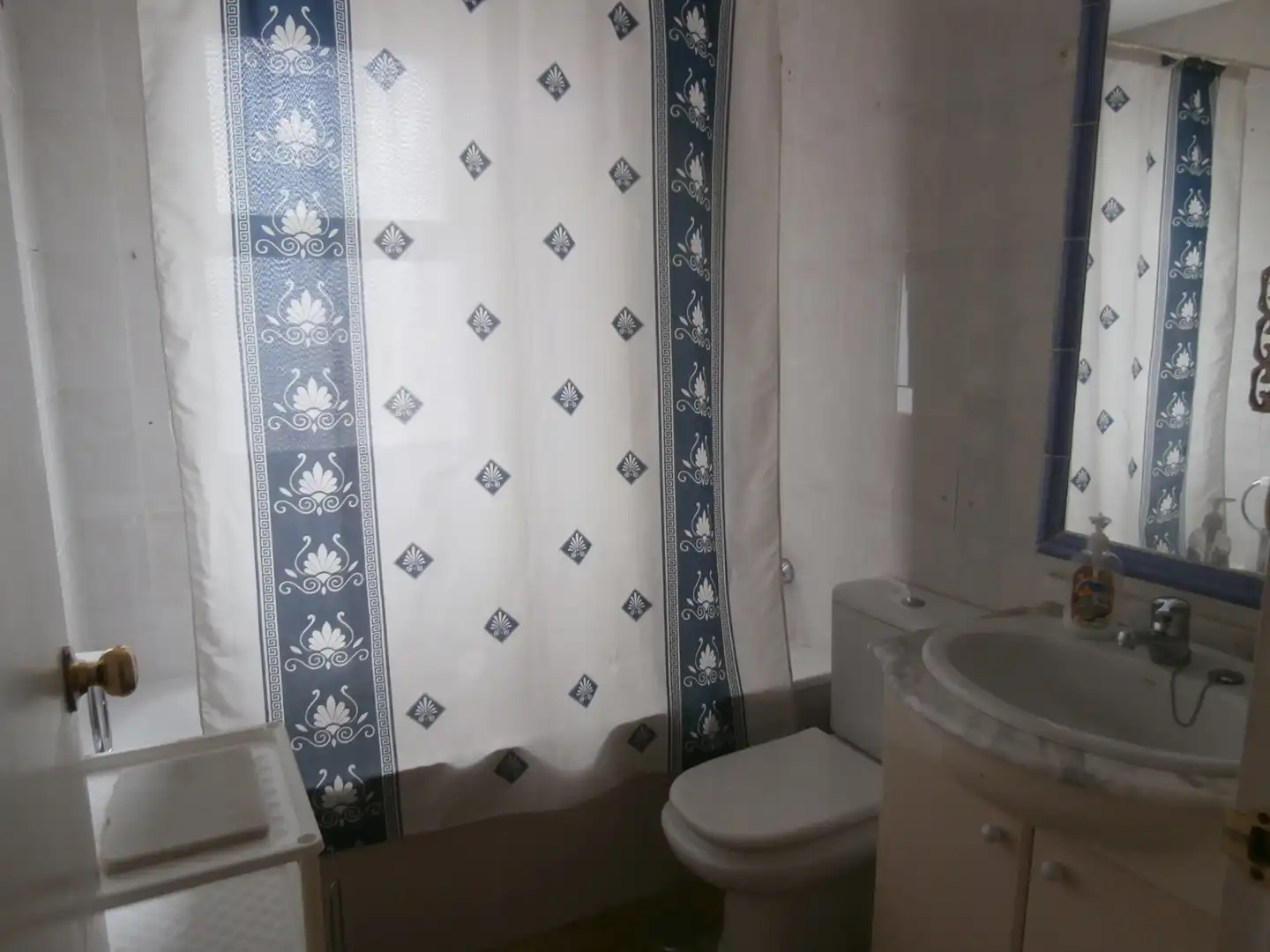 Bathroom of Flat for sale in El Puerto de Santa María  with Air Conditioner, Terrace and Oven