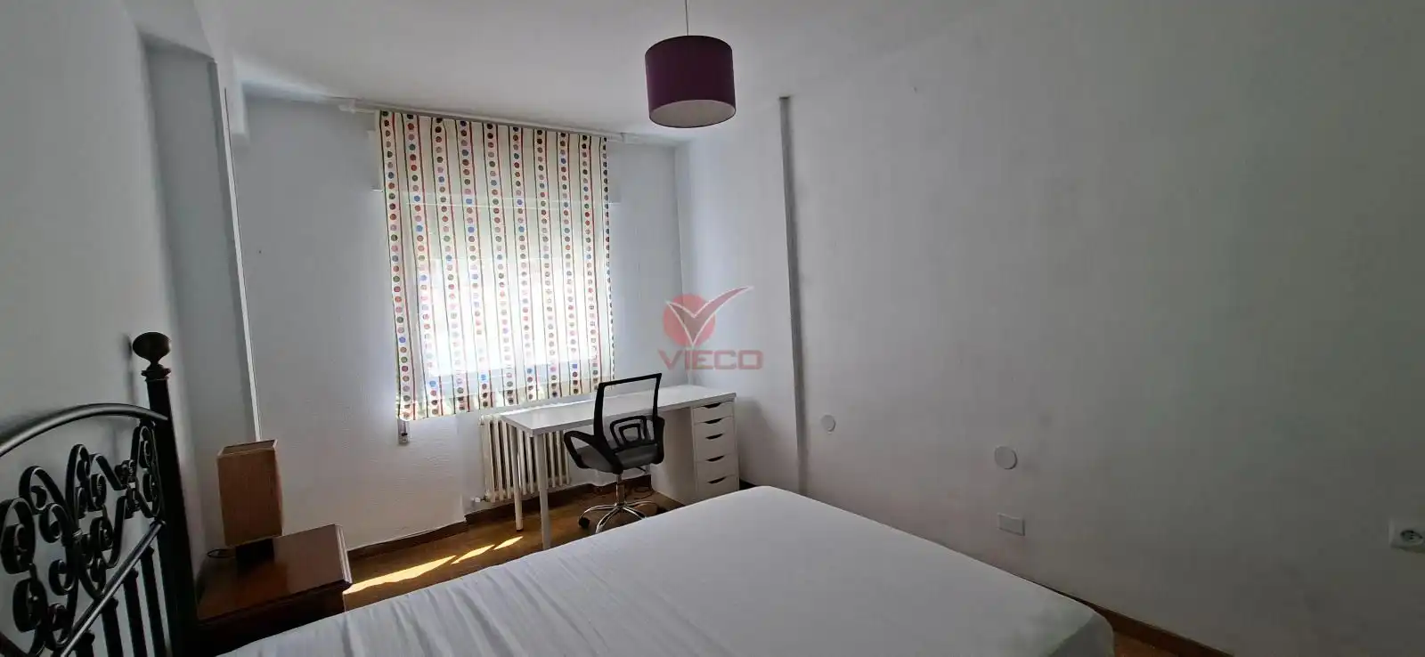 Schlafzimmer von Wohnung zur Miete in Cuenca mit Heizung und Möbliert