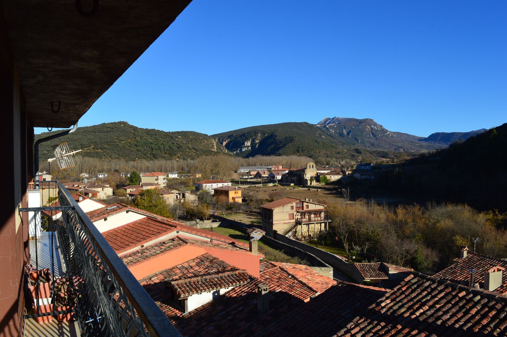 Exterior view of Flat for sale in Frías  with Heating and Terrace