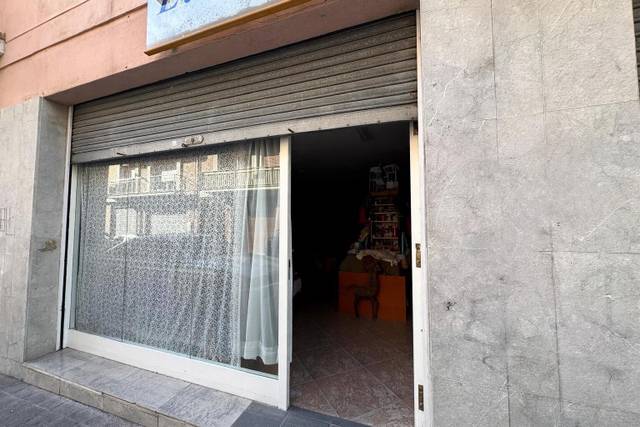 Local comercial en Venta en Carrer del Cap Norfeu en Centre