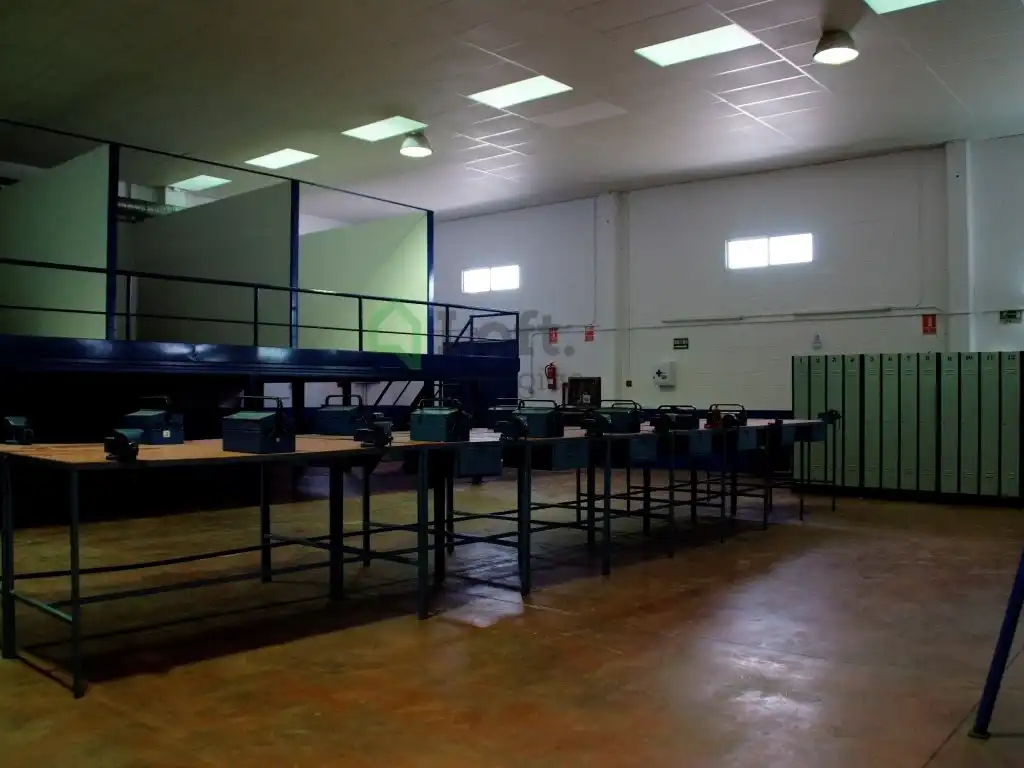 Nau industrial en venda en Badajoz