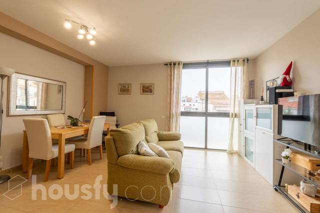 Piso en Venta en CL AIGUAMOLLS, 12, . en Prat de Vilanova