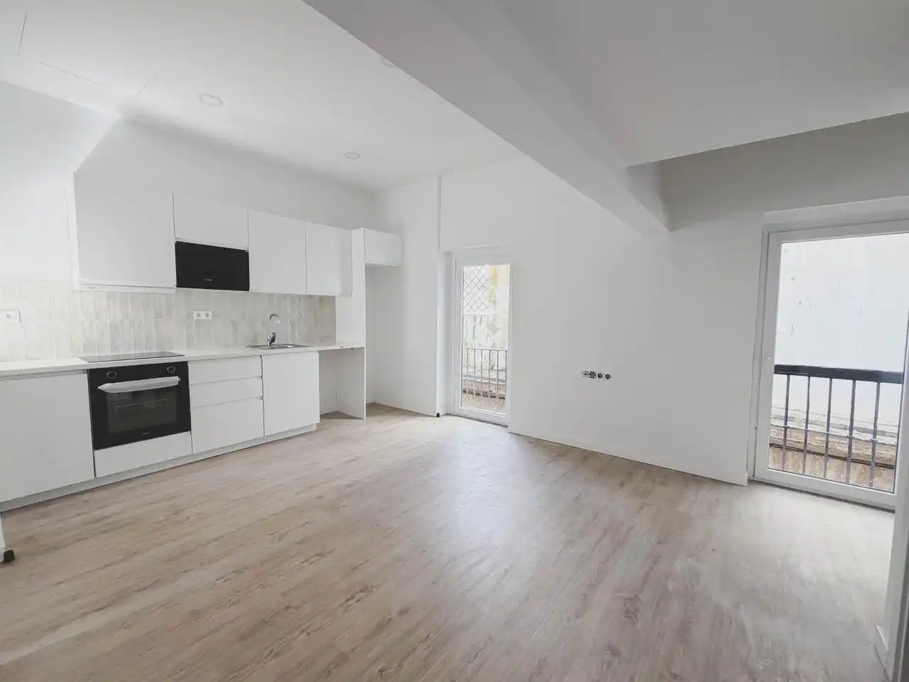 Kitchen of Apartments for sale in Cádiz  with Balcony