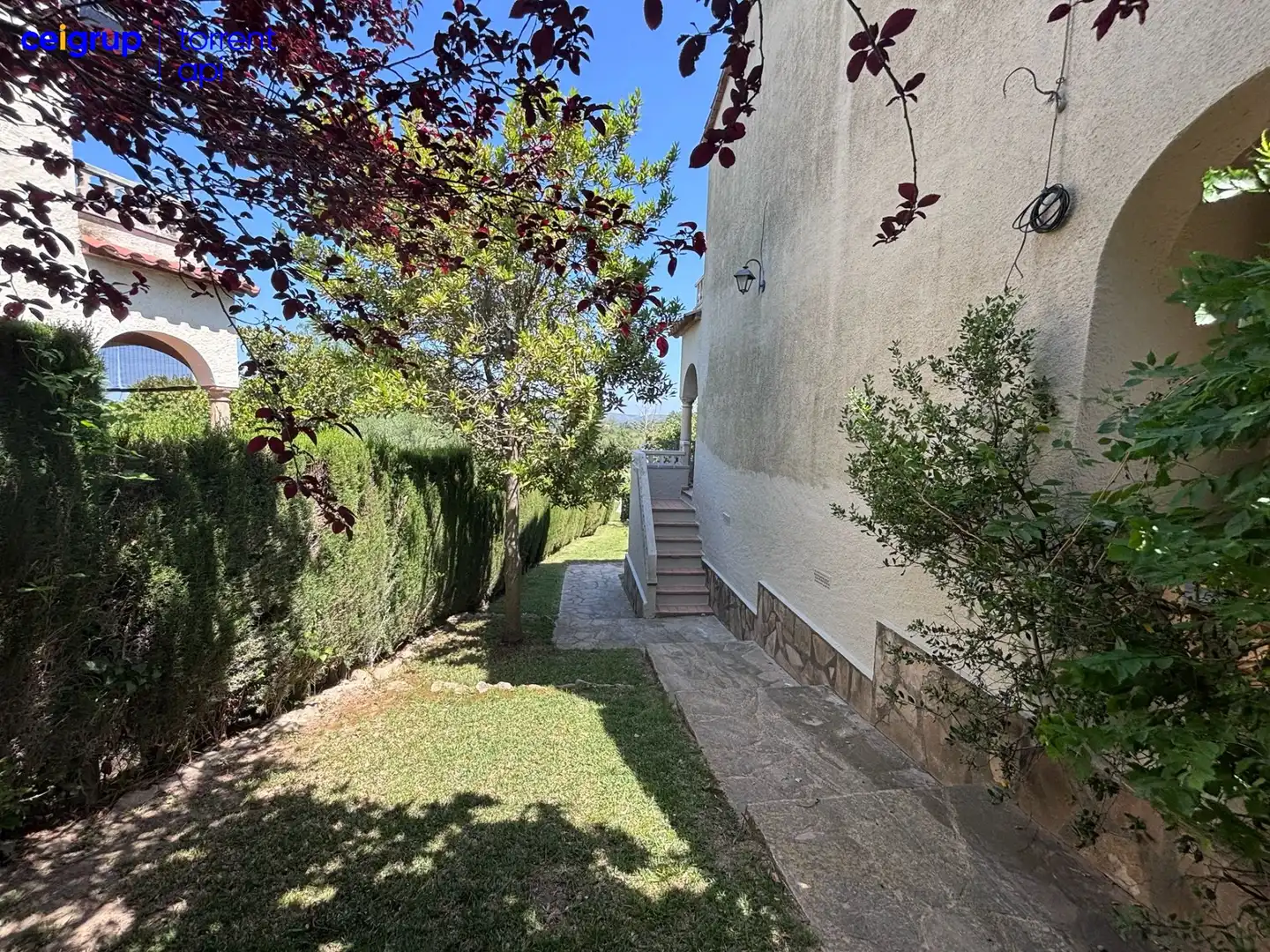 Jardí de Casa adosada en venda en Bellcaire d'Empordà amb Aire condicionat, Terrassa i Traster