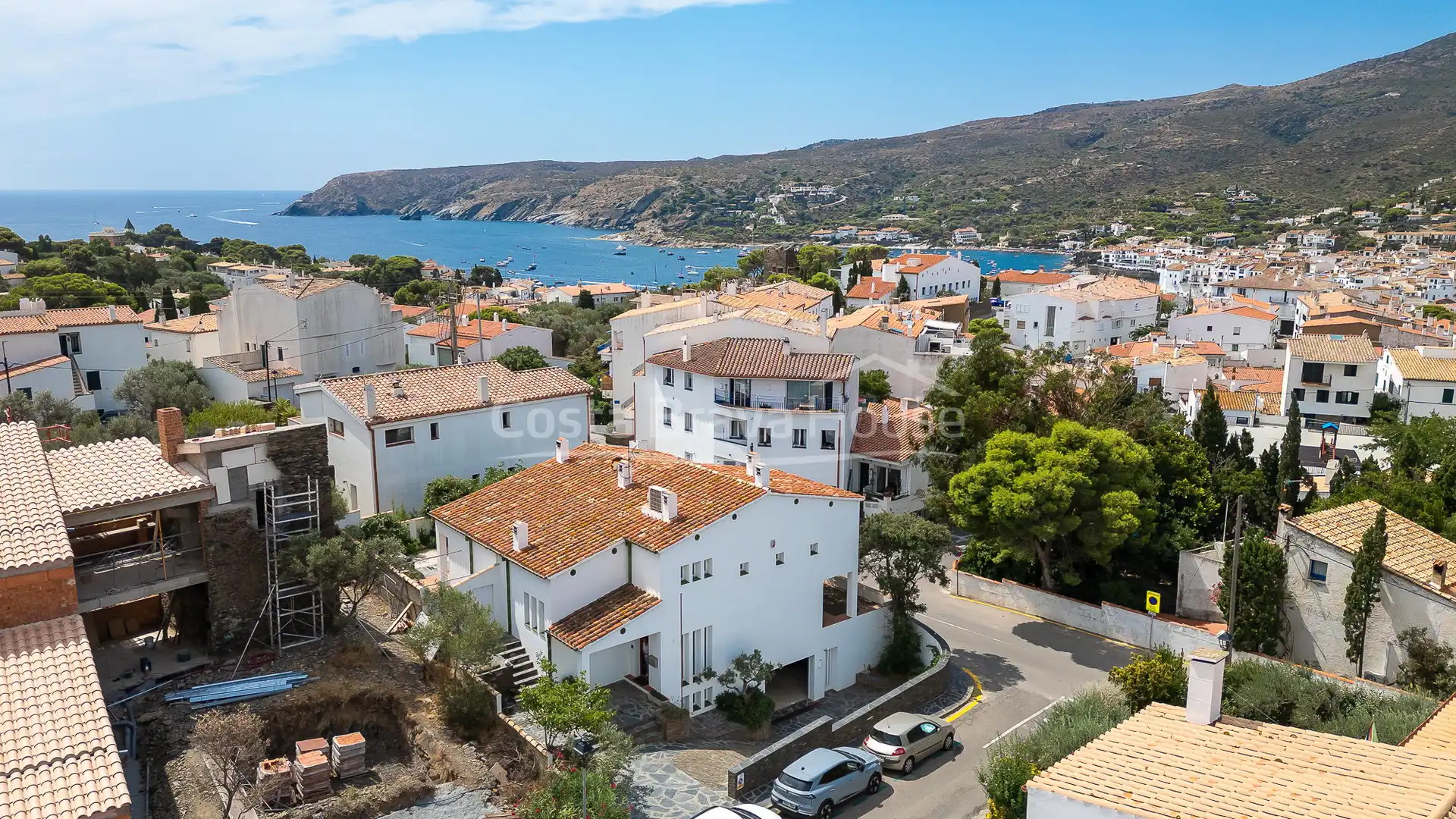 Vista exterior de Casa o xalet en venda en Cadaqués amb Aire condicionat, Calefacció i Jardí privat